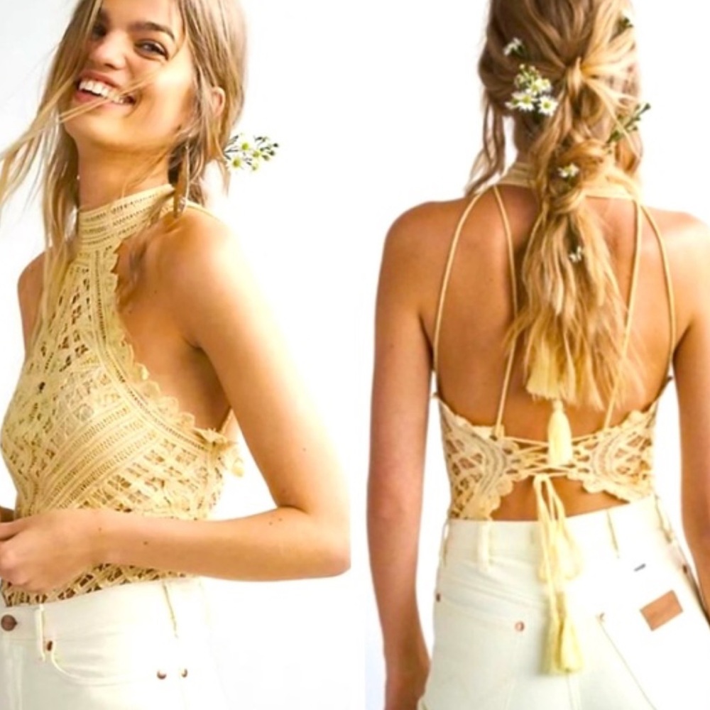 NWT - FREE PEOPLE Be My Buttenburg Lace bodysuit - Vintage Lemon SZ M